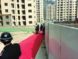 西安多小区未建好就交房 业主该如何维护权益