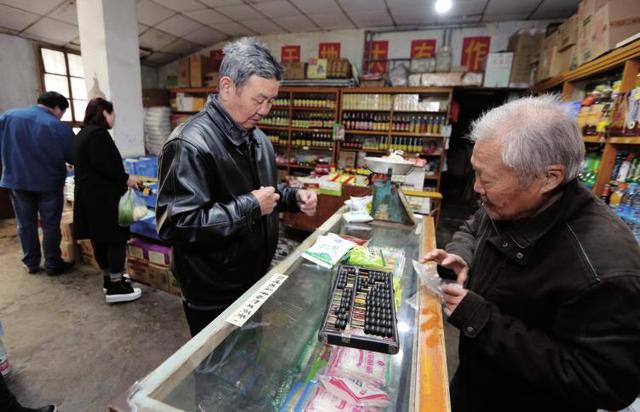 西安有家“解忧杂货铺” 开铺65年承载温情