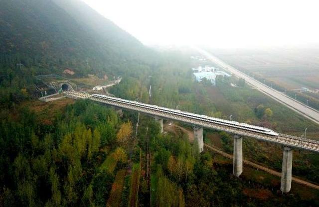 西成高速铁路竣工验收