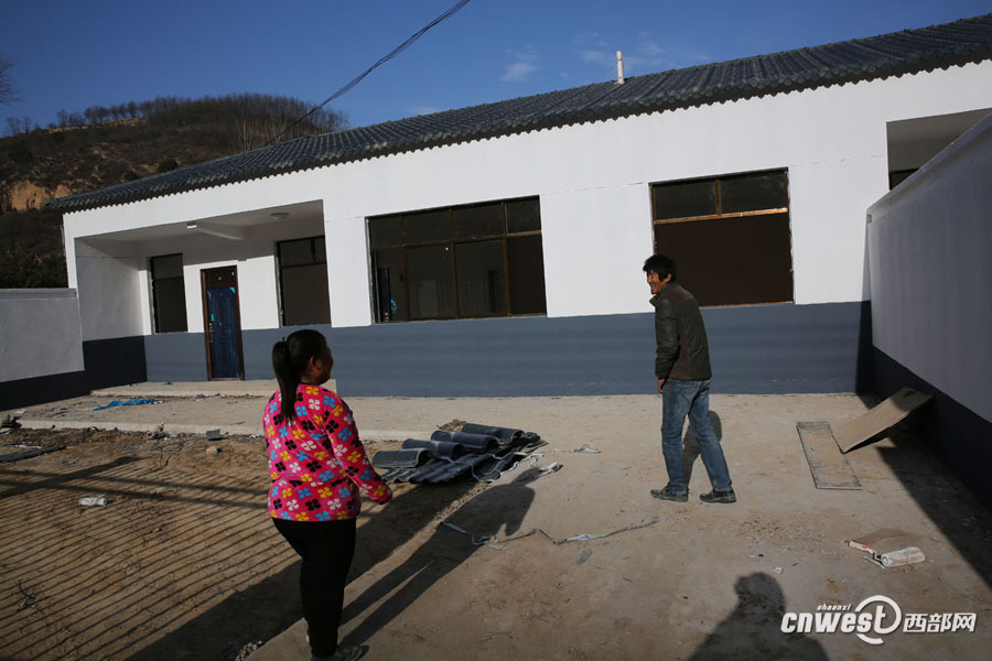 宜川贫困户告别17年土坯房 搬进100平米移民安置新房