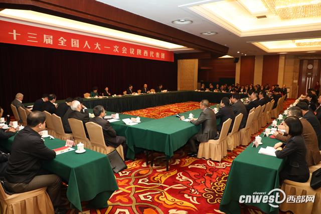 陕西团举行第一次全体会议 推选胡和平为团长